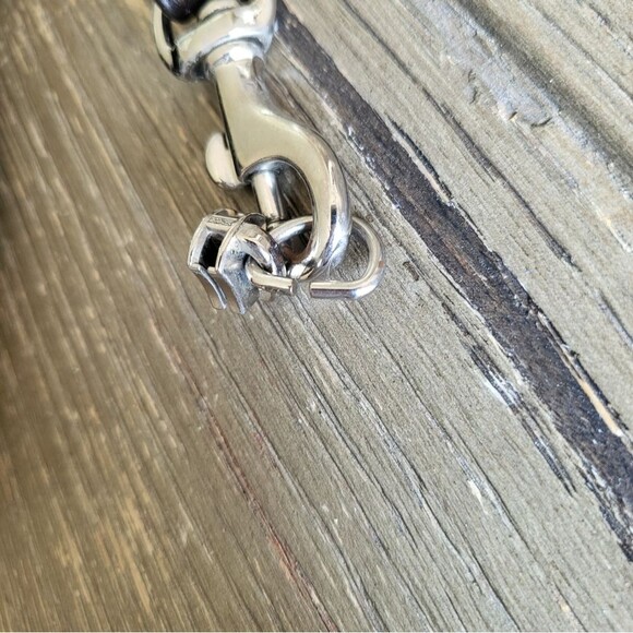 COACH Wristlet Signature Khaki With Brown Leather Trim Flaw - Picture 3 of 10